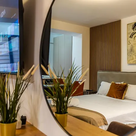 Contemporary Warm-toned With Modern Amenities - Blvd 47b5 Bucharest