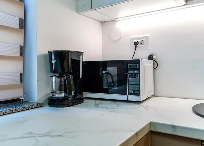 Apartament Contemporary Warm-toned With Modern Amenities - Blvd 47b5